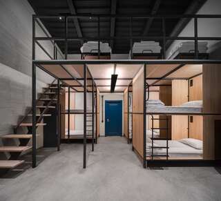 Хостелы A-HOSTEL Киев Кровать в общем номере на 9 гостей-1